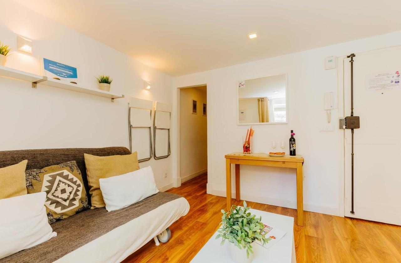 Rent4Rest Bairro Alto Charming 1Bd Apartment Lisbon Exterior photo