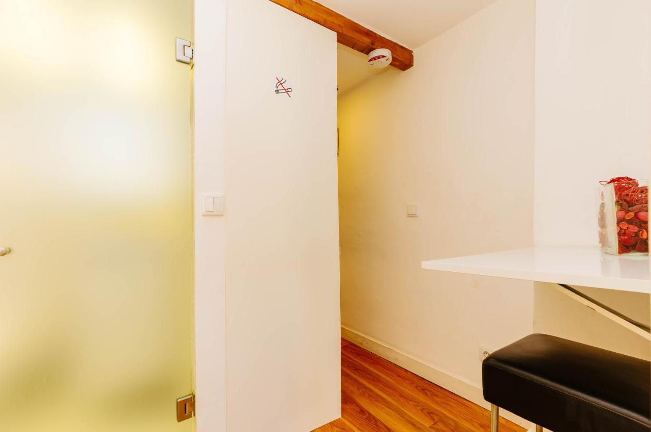 Rent4Rest Bairro Alto Charming 1Bd Apartment Lisbon Exterior photo